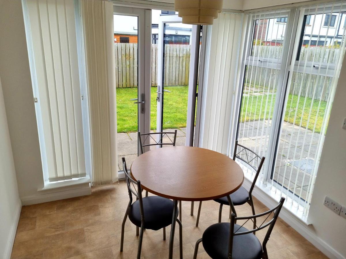 Modern 3 Bedroom Semi Detached Home Limavady Eksteriør bilde