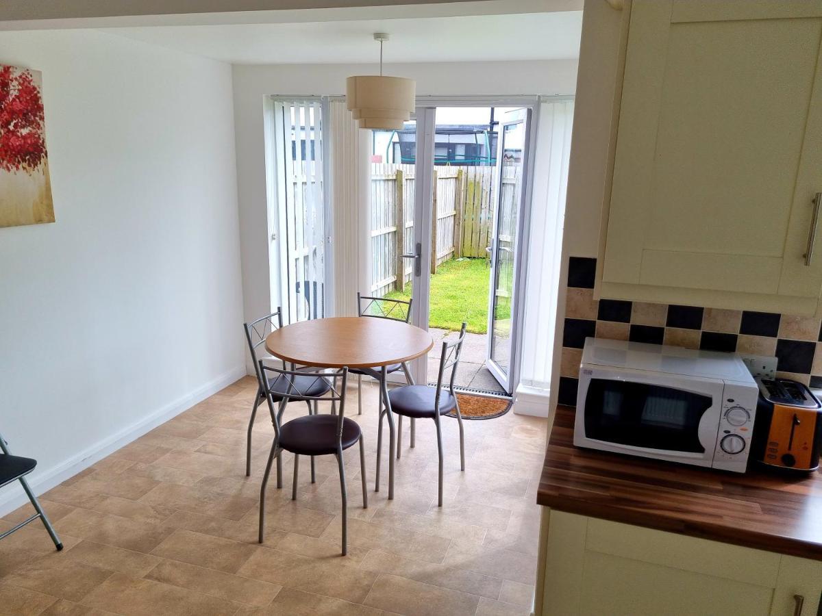 Modern 3 Bedroom Semi Detached Home Limavady Eksteriør bilde
